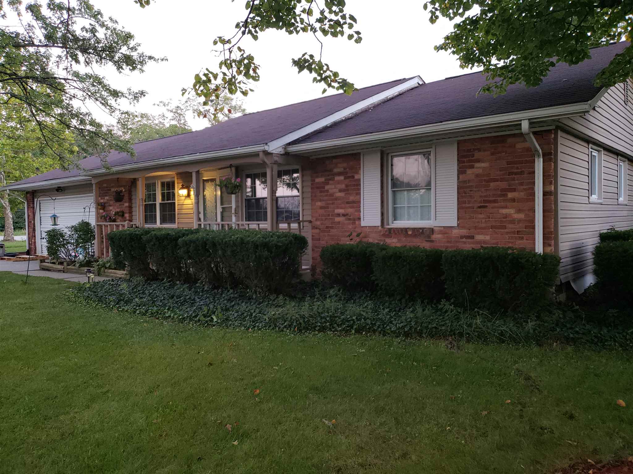 1730 Cinnamon Road Fort Wayne, IN 46825 - Photo 3 of 26 Gallery Image 3