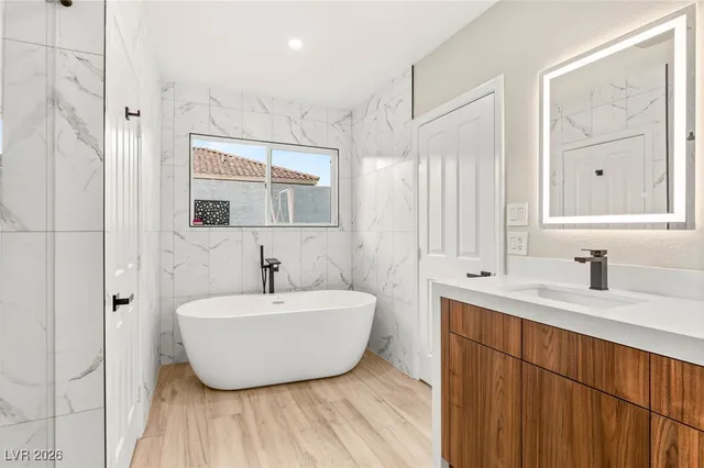 $1,175,000 | 1605 Shadow Rock Drive, Las Vegas, NV 89117