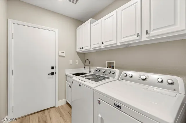 $1,175,000 | 1605 Shadow Rock Drive, Las Vegas, NV 89117