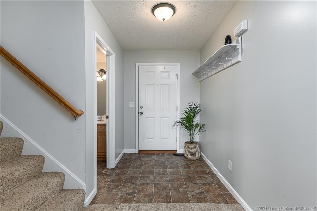 4011 Goss Road New Washington, IN 47162 - Photo 8 of 33