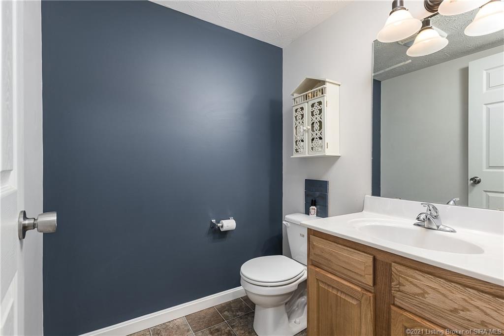 4011 Goss Road New Washington, IN 47162 - Photo 9 of 33