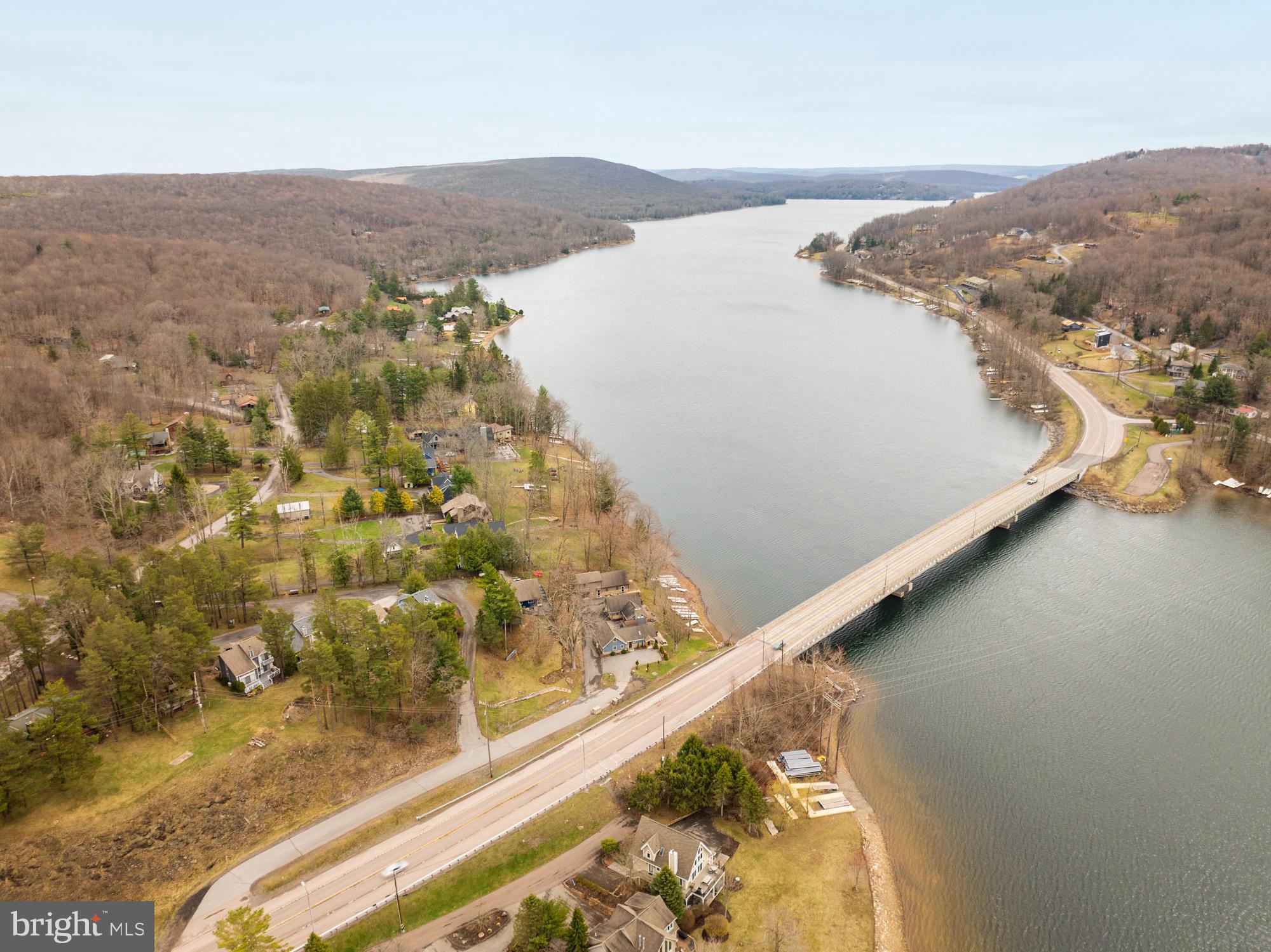 16 Jrs Drive McHenry, MD 21541 - Photo 19 of 57 a view of lake and mountain