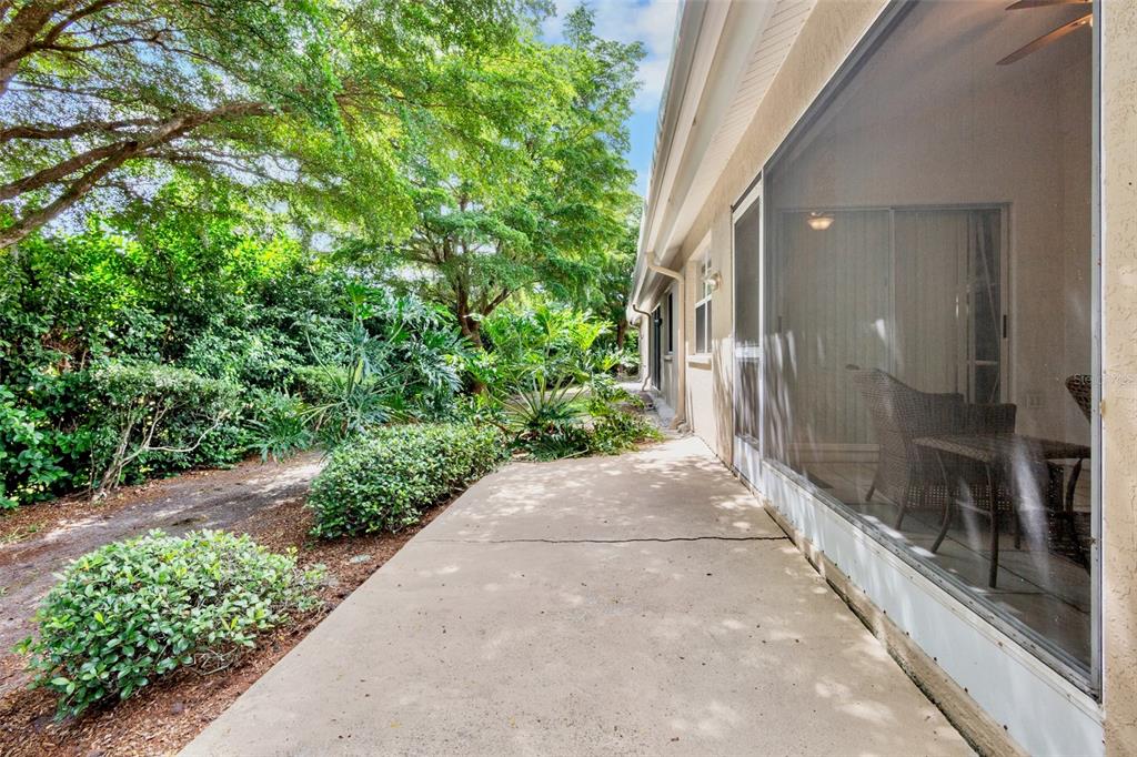 5607 Monte Rosso Road Sarasota, FL 34243 - Photo 29 of 30 Gallery Image 29
