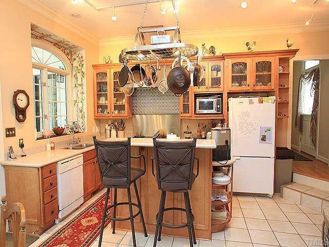 12021 Pembridge Lane Raleigh, NC 27613 - Photo 4 of 11 Gallery Image 4
