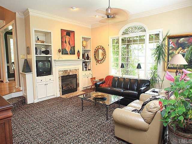 12021 Pembridge Lane Raleigh, NC 27613 - Photo 6 of 11 Gallery Image 6