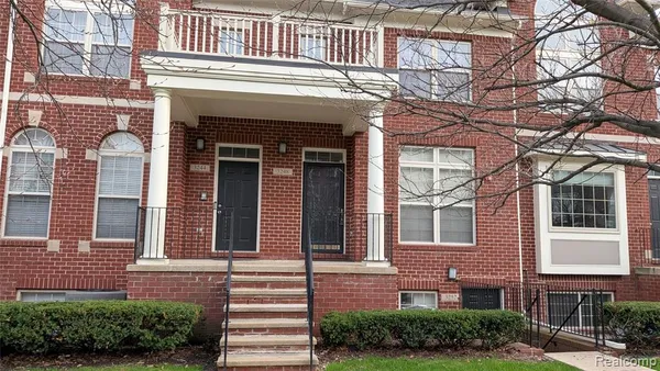 $2,250 | 3248 Newbury Place, Unit 11, Troy, MI 48084