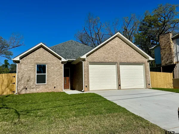 $355,700 | 1126 Pollard Drive, Tyler, TX 75701