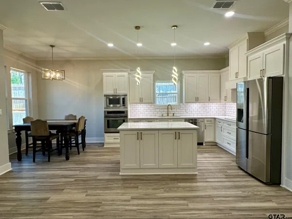 $355,700 | 1126 Pollard Drive, Tyler, TX 75701