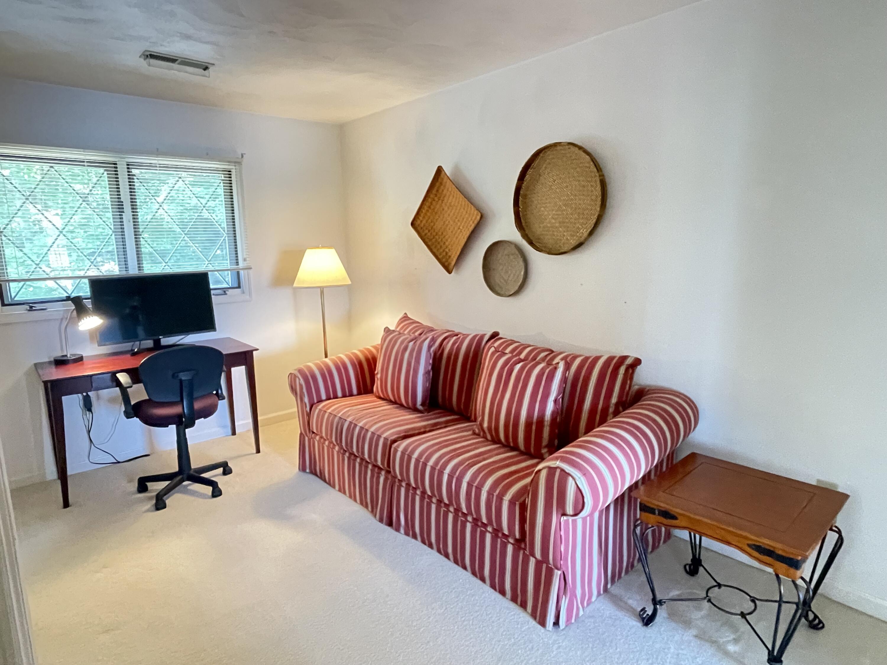 213 Saunders Point Road, Unit 6 Huddleston, VA 24104 - Photo 7 of 21 Office/Sitting Room