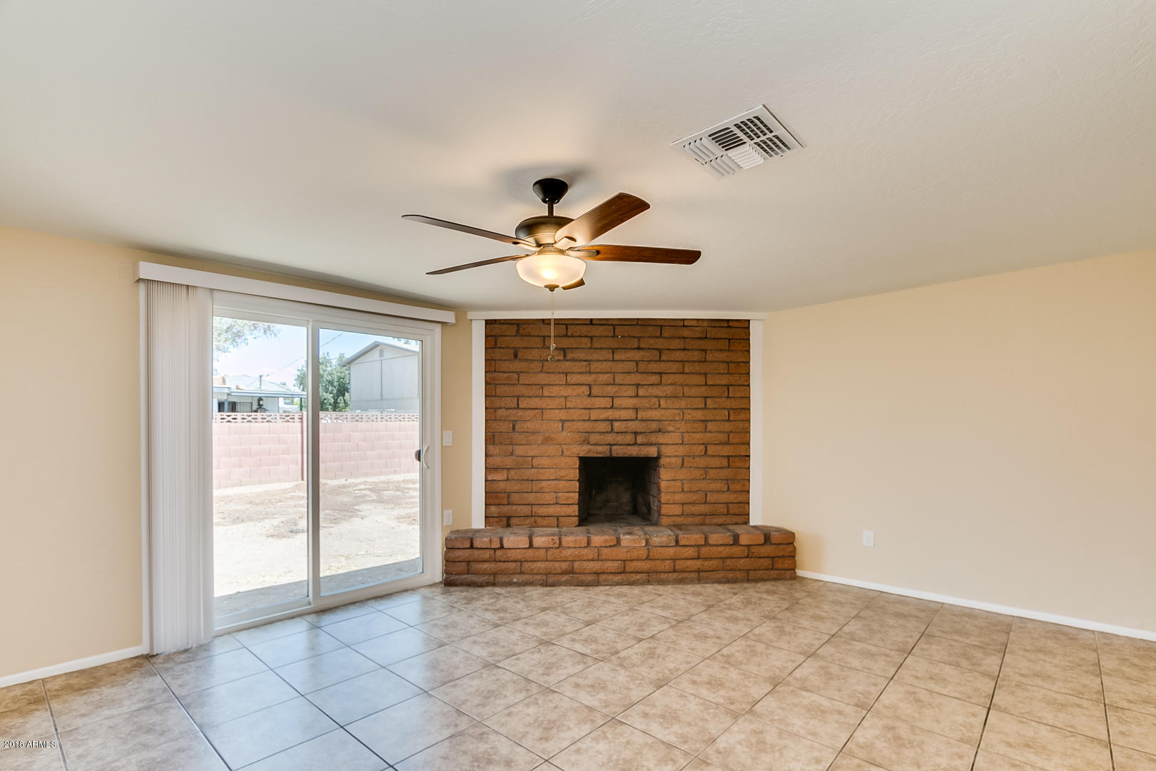 8208 West Osborn Road Phoenix, AZ 85033 - Photo 11 of 34 Osborn-015