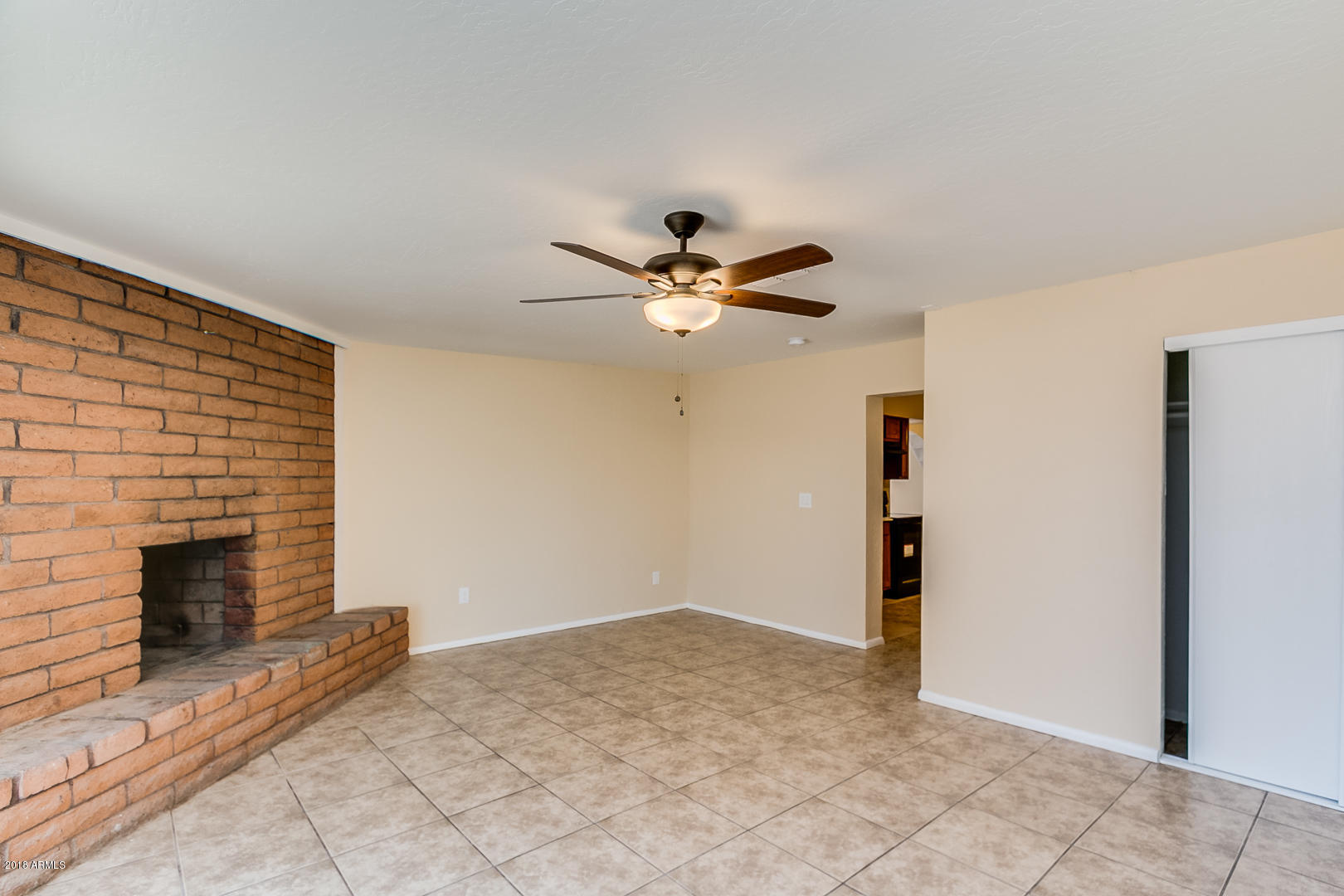 8208 West Osborn Road Phoenix, AZ 85033 - Photo 12 of 34 Osborn-014