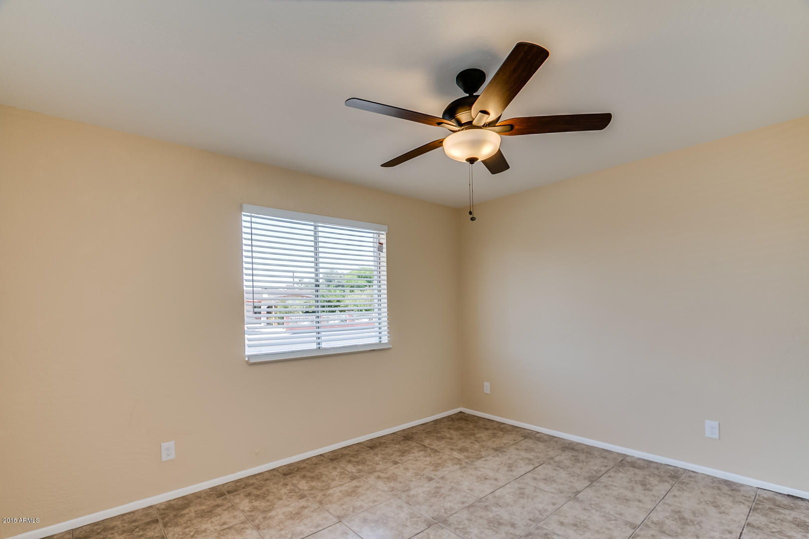 8208 West Osborn Road Phoenix, AZ 85033 - Photo 29 of 34 Osborn-016