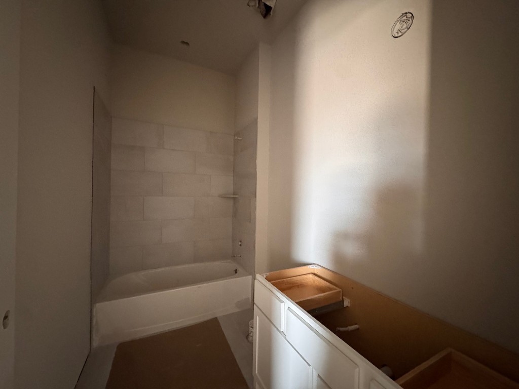 194 Grayson Elm Pass Dripping Springs, TX 78620 - Photo 14 of 15