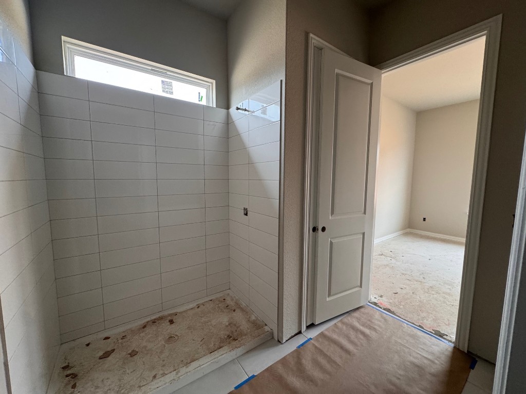 194 Grayson Elm Pass Dripping Springs, TX 78620 - Photo 8 of 15