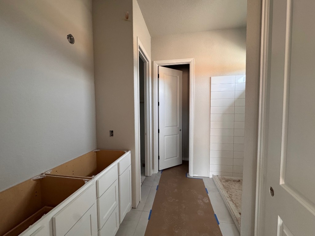 194 Grayson Elm Pass Dripping Springs, TX 78620 - Photo 9 of 15