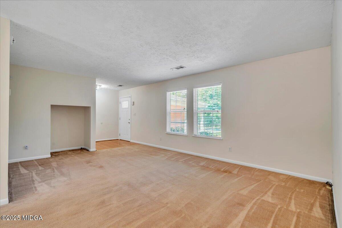 41 Golden Eye Monticello, GA 31064 - Photo 12 of 65 a view of an empty room with a window