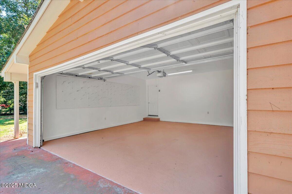 41 Golden Eye Monticello, GA 31064 - Photo 32 of 65 a view of empty room