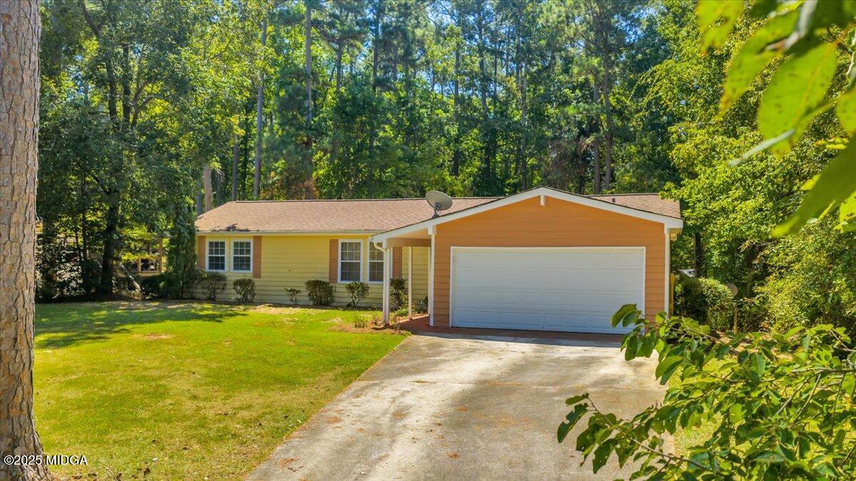 41 Golden Eye Monticello, GA 31064 - Photo 36 of 65 a front view of a house with a yard