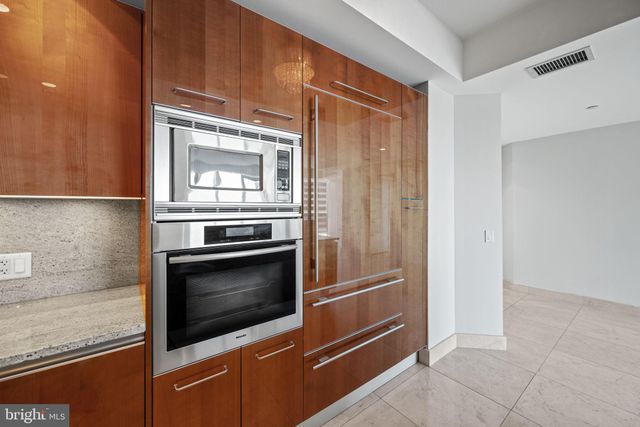 $1,440,000 | 1881 North Nash Street, Unit 1801, Arlington, VA 22209