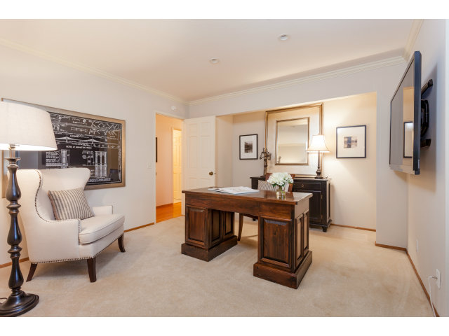 2637 Wakefield Drive Belmont, CA 94002 - Photo 8 of 25