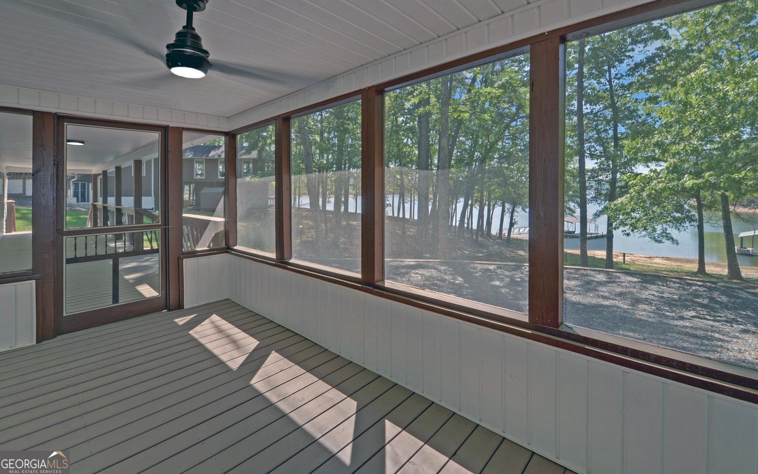 123 Ridgemore Circle Toccoa, GA 30577 - Photo 8 of 32
