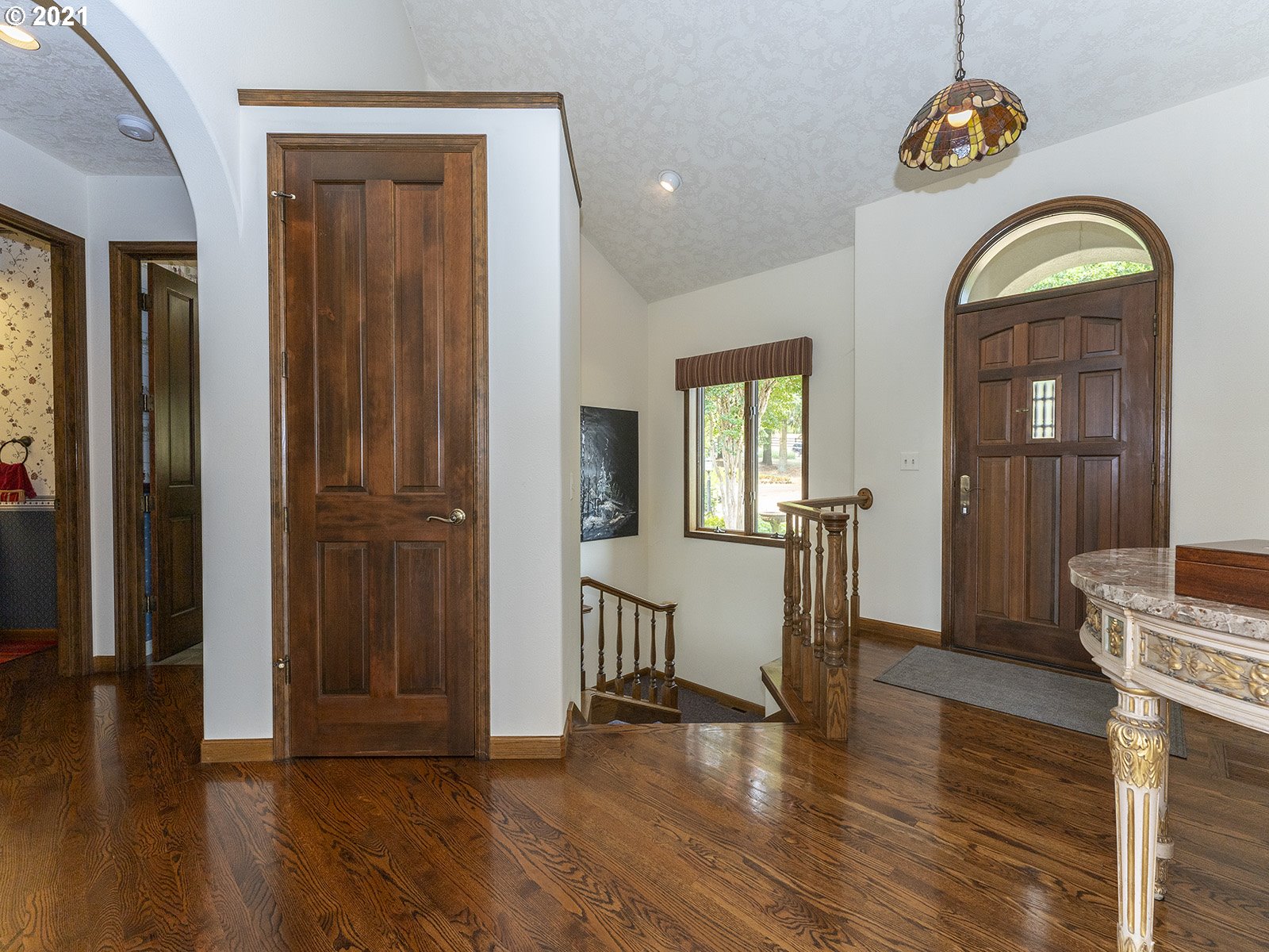 18350 Southwest Kramien Road Newberg, OR 97132 - Photo 2 of 31 a view of livingroom with furniture and wooden floor
