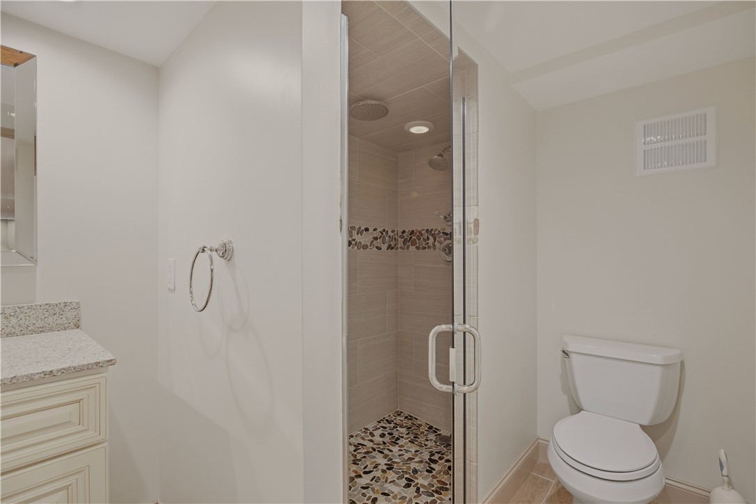 8 Fort Hill Road Bristol, RI 02809 - Photo 33 of 46 Gallery Image 33