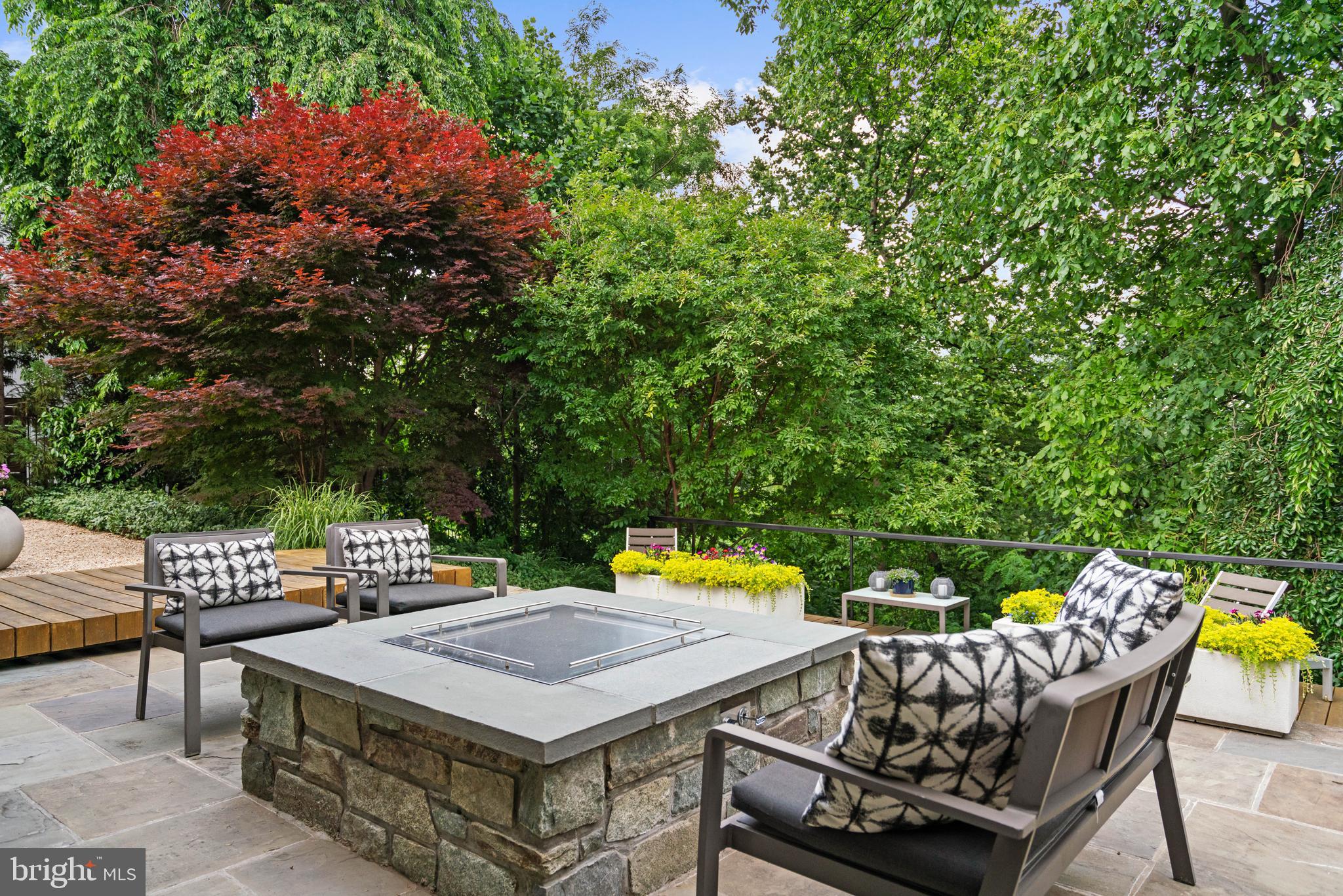 2533 North Ridgeview Road Arlington, VA 22207 - Photo 17 of 51 Gallery Image 17