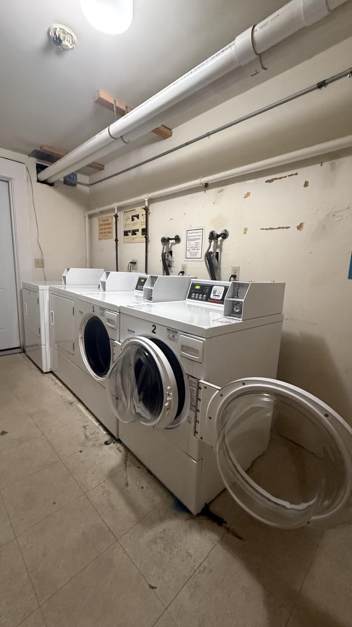 15 Oak Neck Road, Unit 16 (35) Hyannis, MA 02601 - Photo 12 of 13 laundry oakview