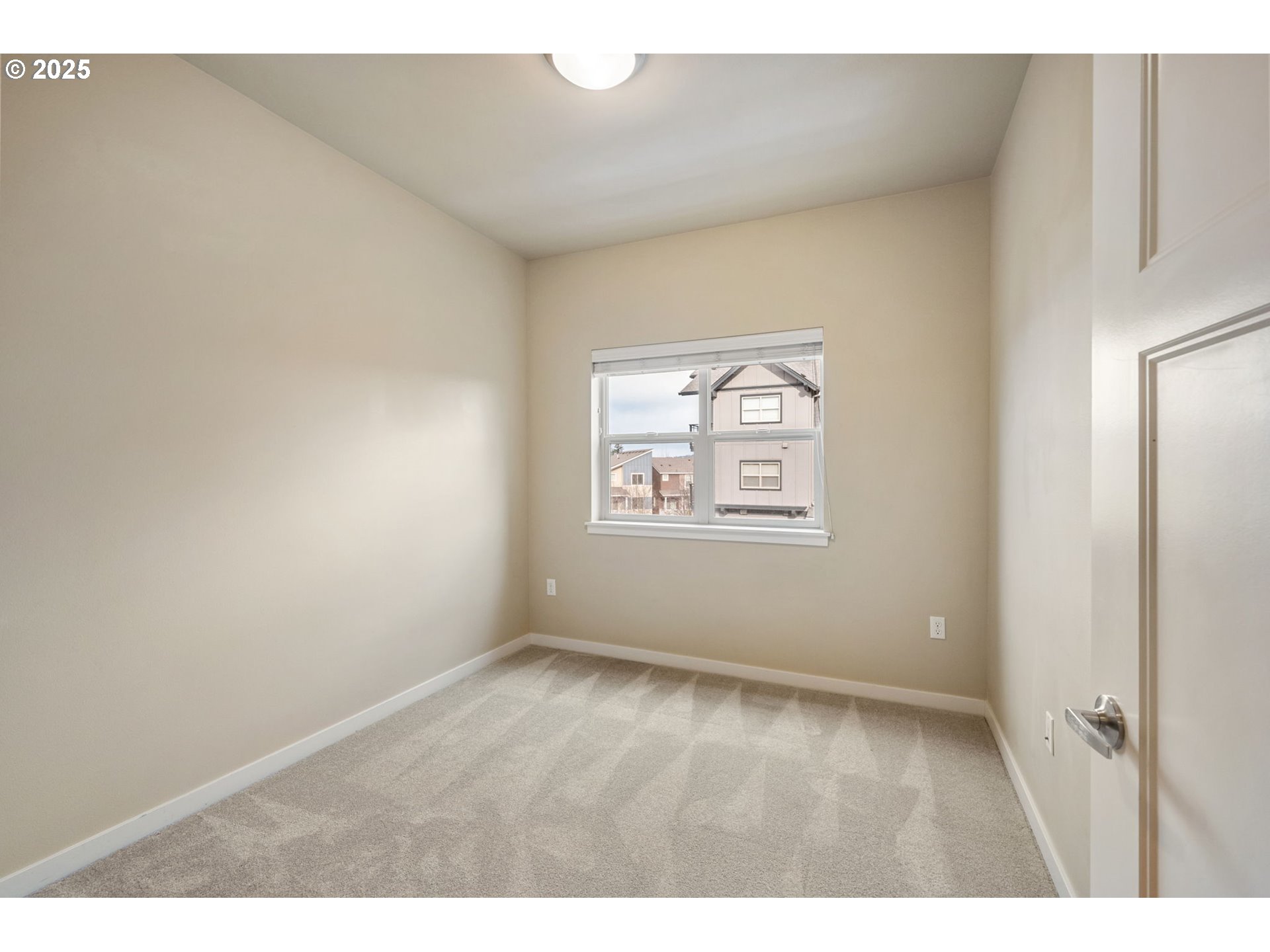13915 Southwest Meridian Street, Unit 307 Beaverton, OR 97005 - Photo 18 of 27
