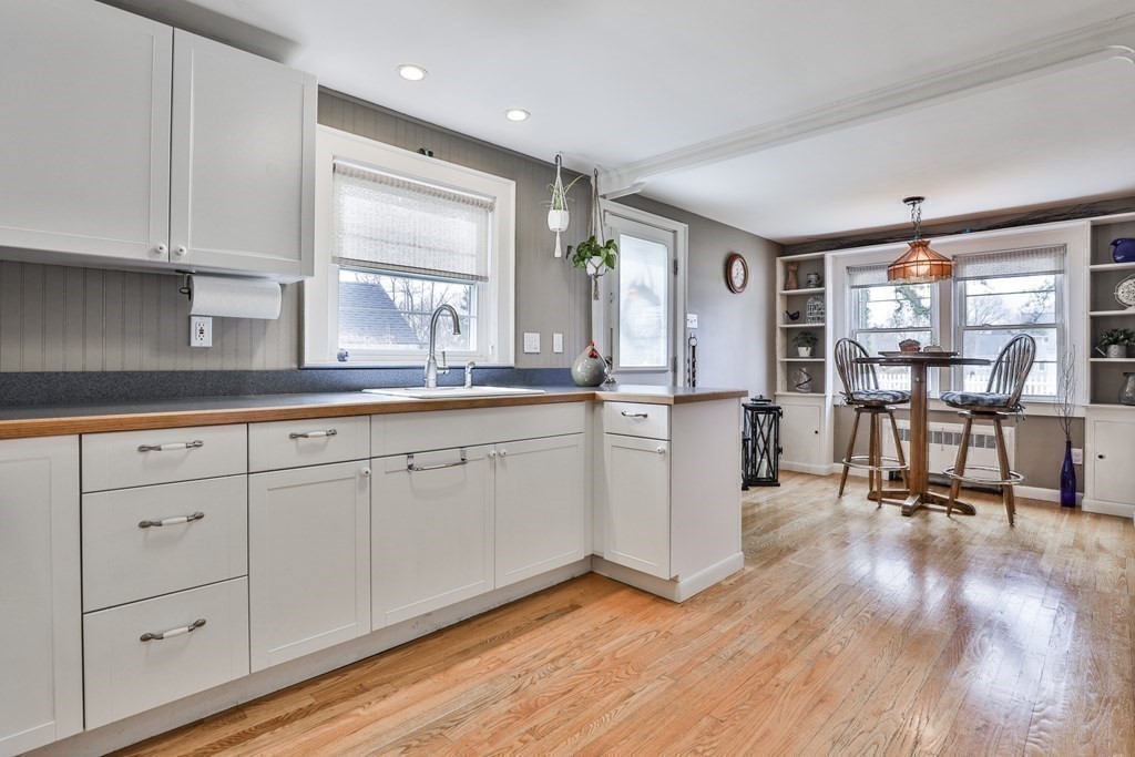 123 Dalton Road Chelmsford, MA 01824 - Photo 12 of 36 Gallery Image 12