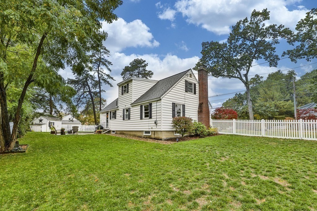 123 Dalton Road Chelmsford, MA 01824 - Photo 5 of 36 Gallery Image 5