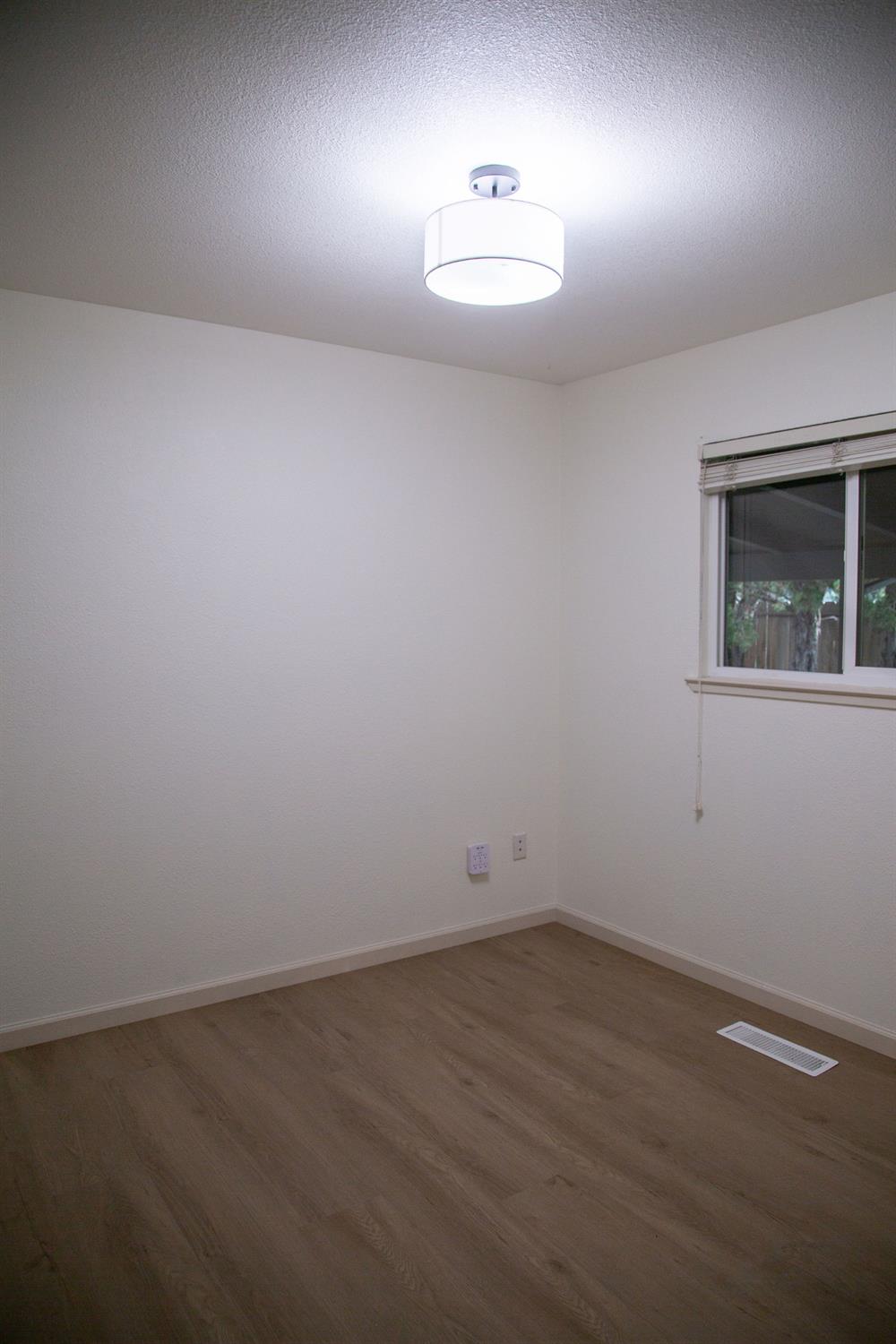 1208 Bristol Court Modesto, CA 95350 - Photo 24 of 40 Bedroom #4