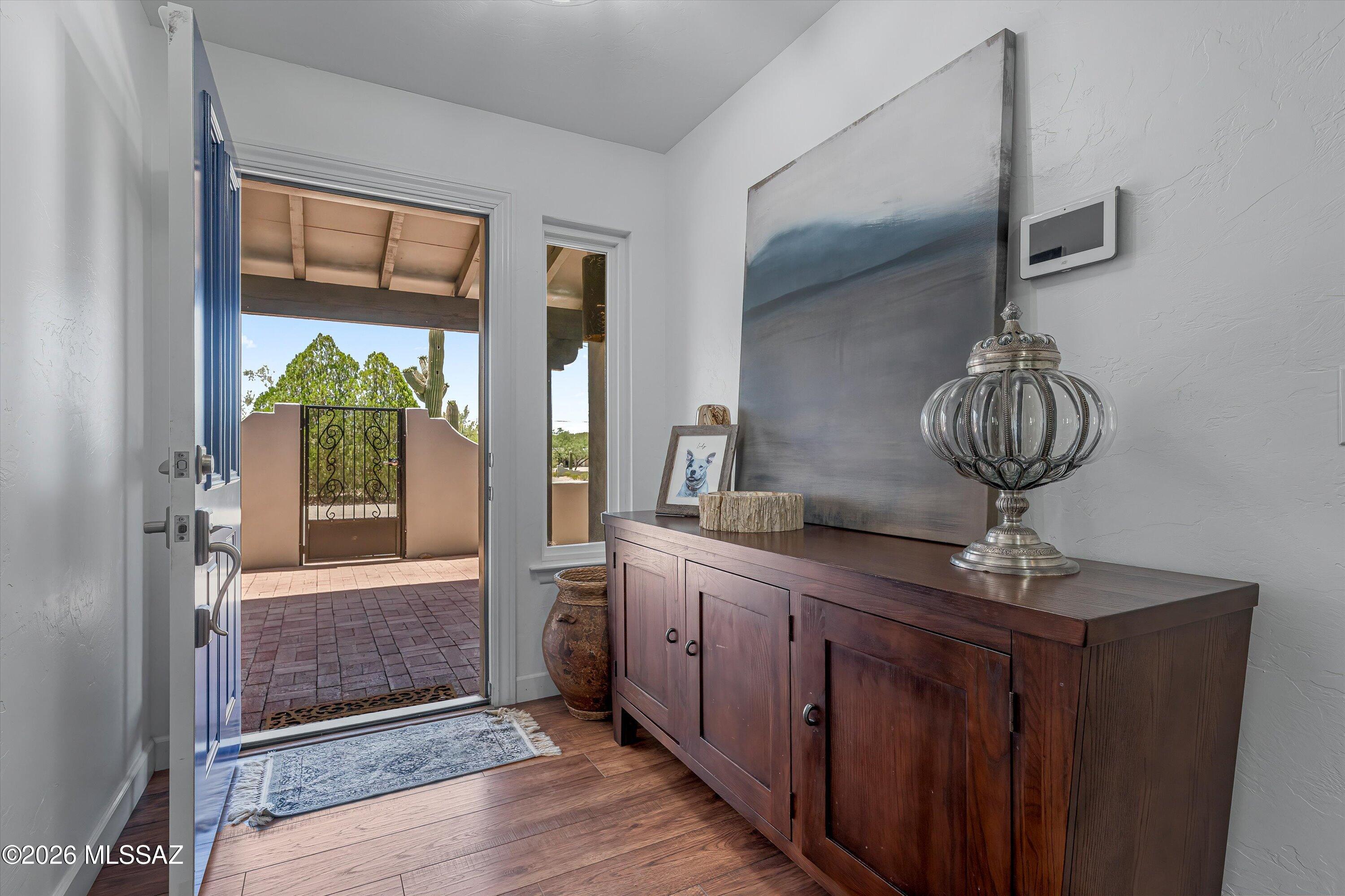 10015 East Fort Lowell Road Tucson, AZ 85749 - Photo 8 of 45 Foyer