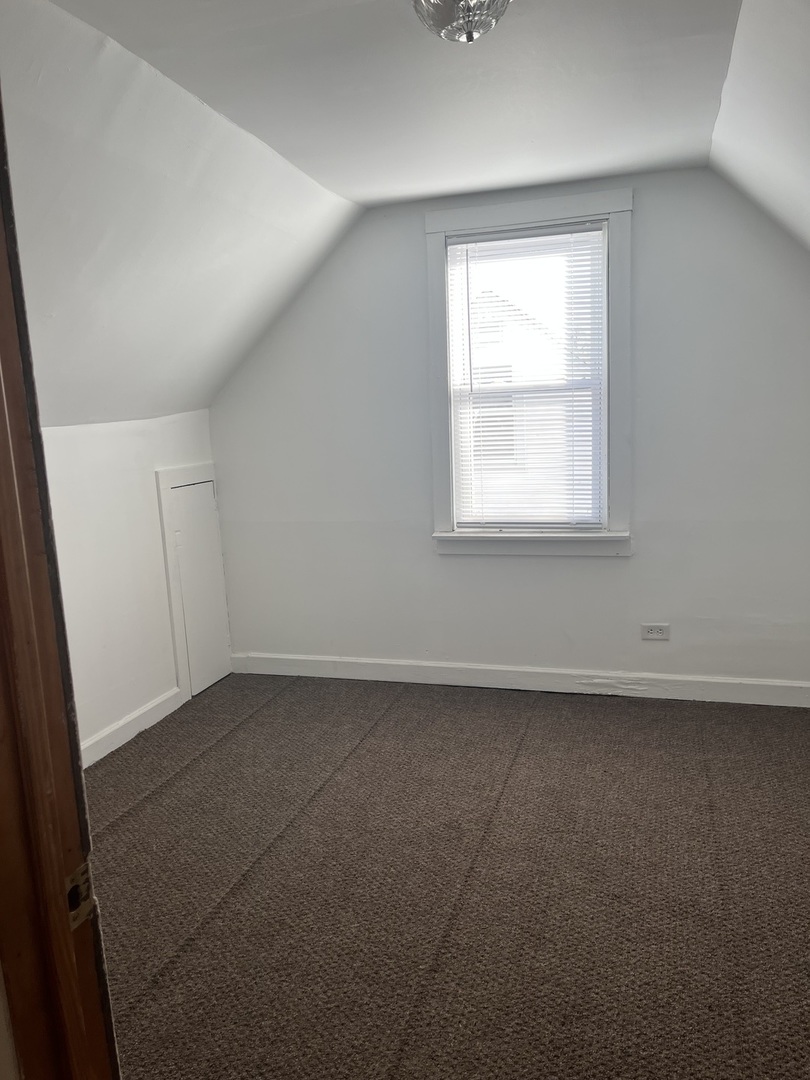 6918 Garden Lane Bridgeview, IL 60455 - Photo 7 of 15