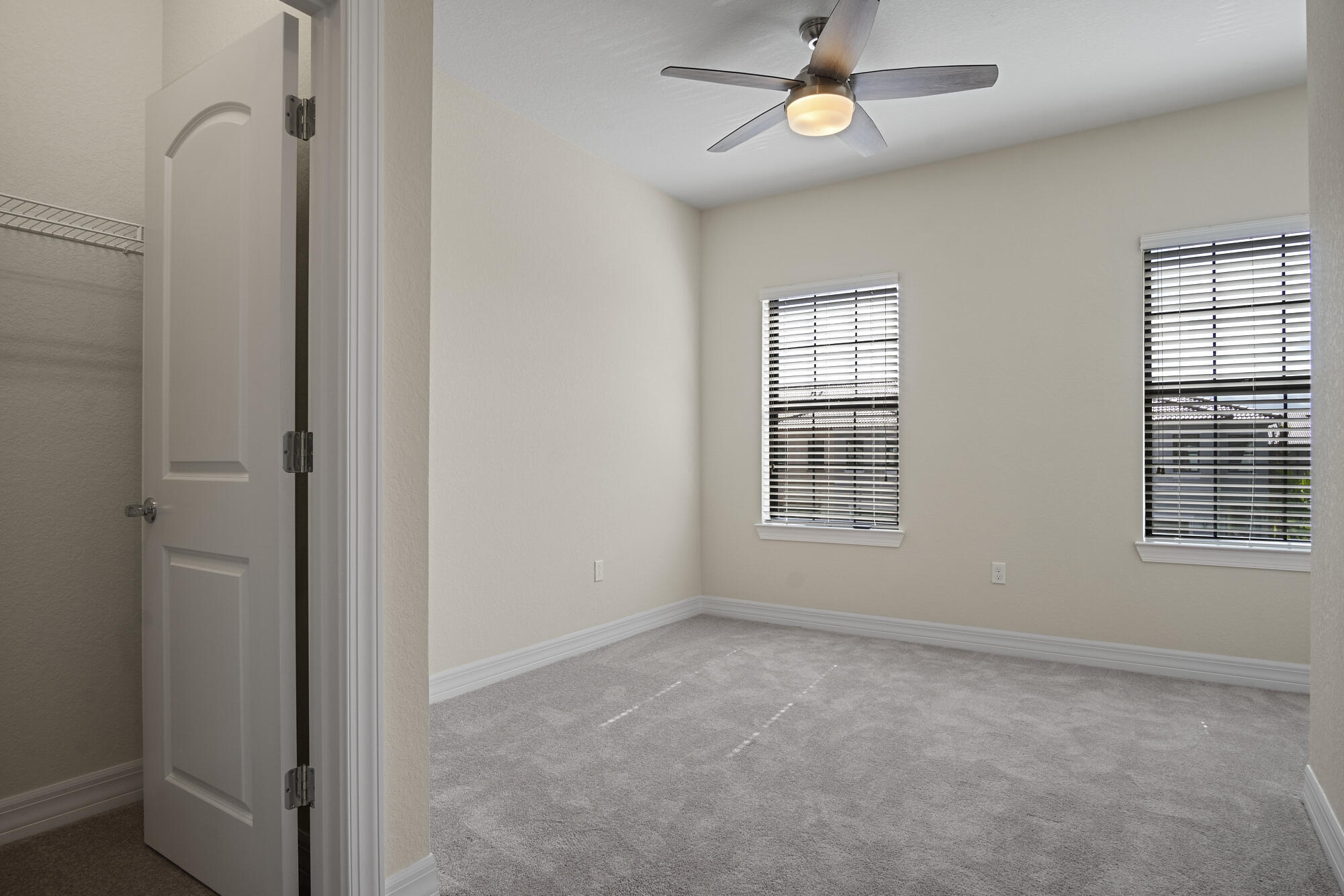 4837 Chantilly Road Lake Worth, FL 33467 - Photo 7 of 26 001RF