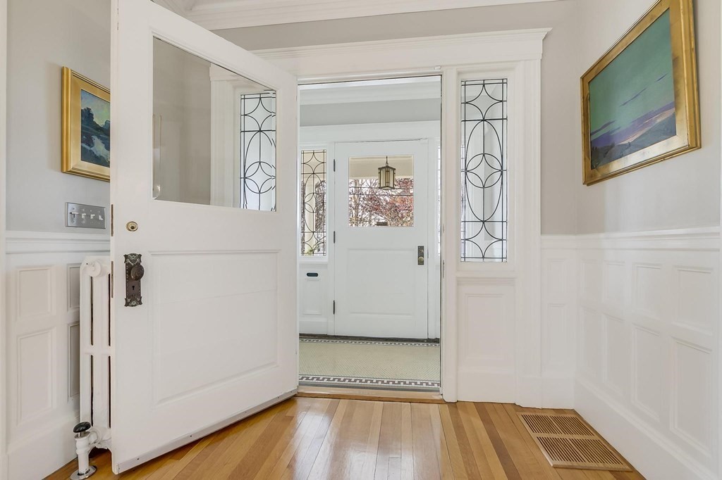 29 Summit Road Medford, MA 02155 - Photo 5 of 42 Gallery Image 5