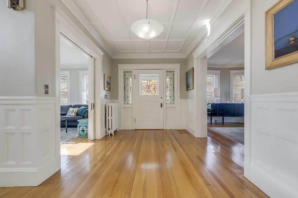 29 Summit Road Medford, MA 02155 - Photo 7 of 42 Gallery Image 7