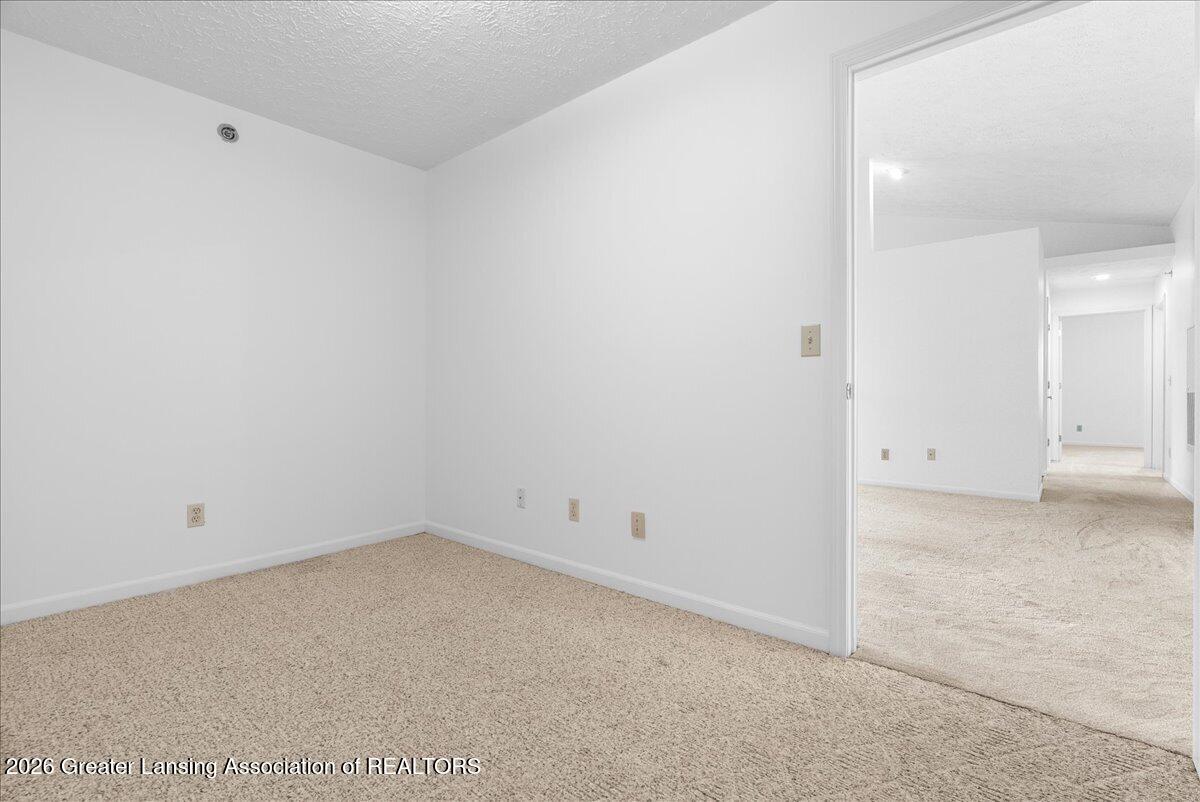 4452 Cricket Ridge Drive, Unit 204 Holt, MI 48842 - Photo 20 of 39 23-Media Jett - 16