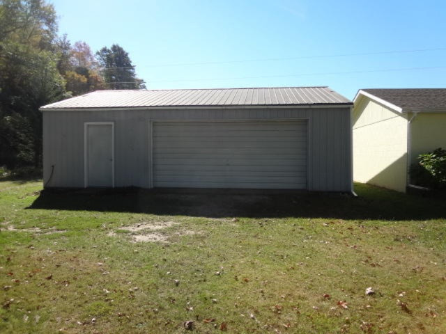 48100 70th Avenue Decatur, MI 49045 - Photo 2 of 3 DSC02709