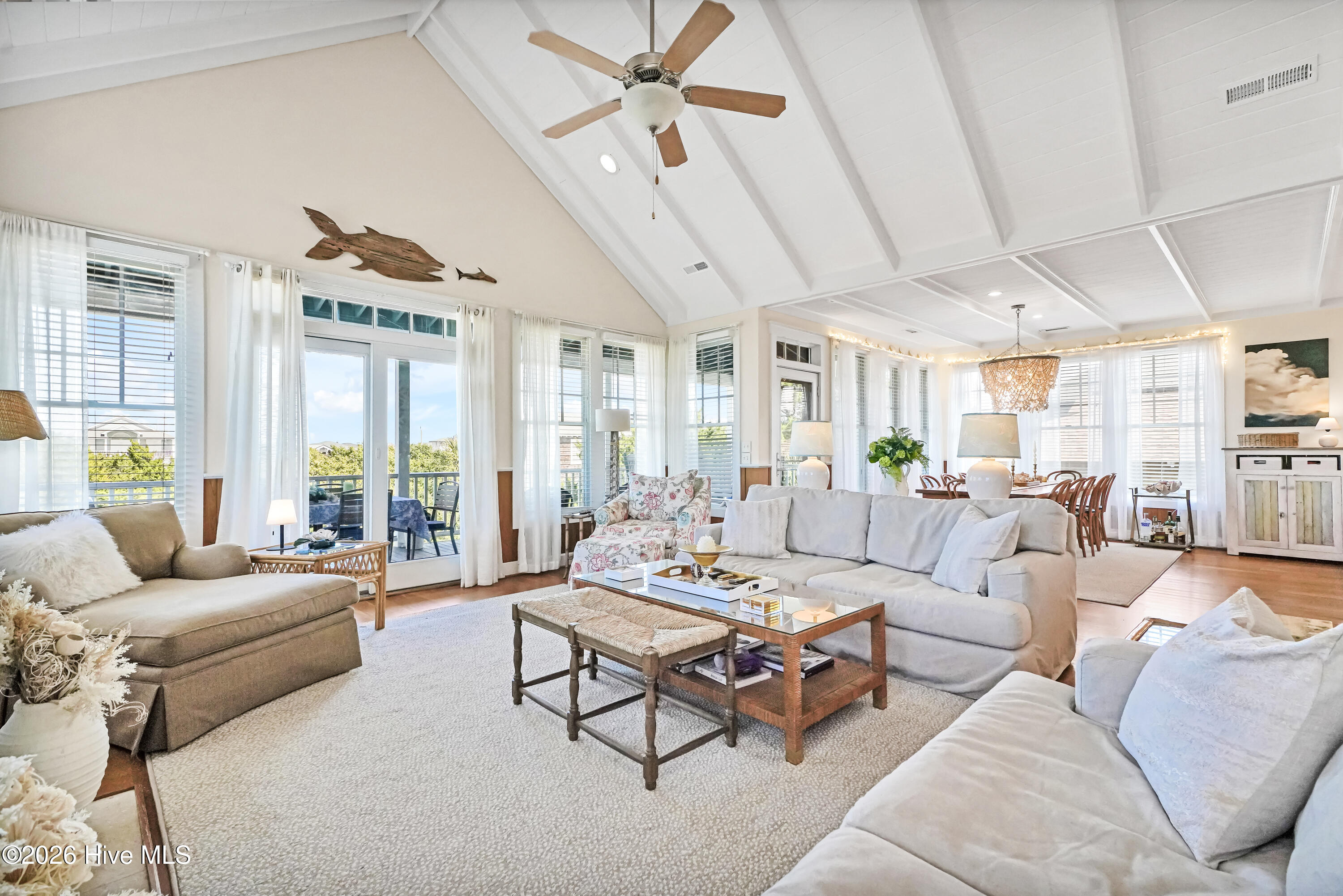 4 East Raleigh Street Wrightsville Beach, NC 28480 - Photo 21 of 72 4EastRaleighStreet-45