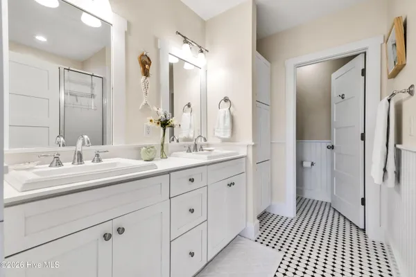 $3,975,000 | 4 East Raleigh Street, Wrightsville Beach, NC 28480