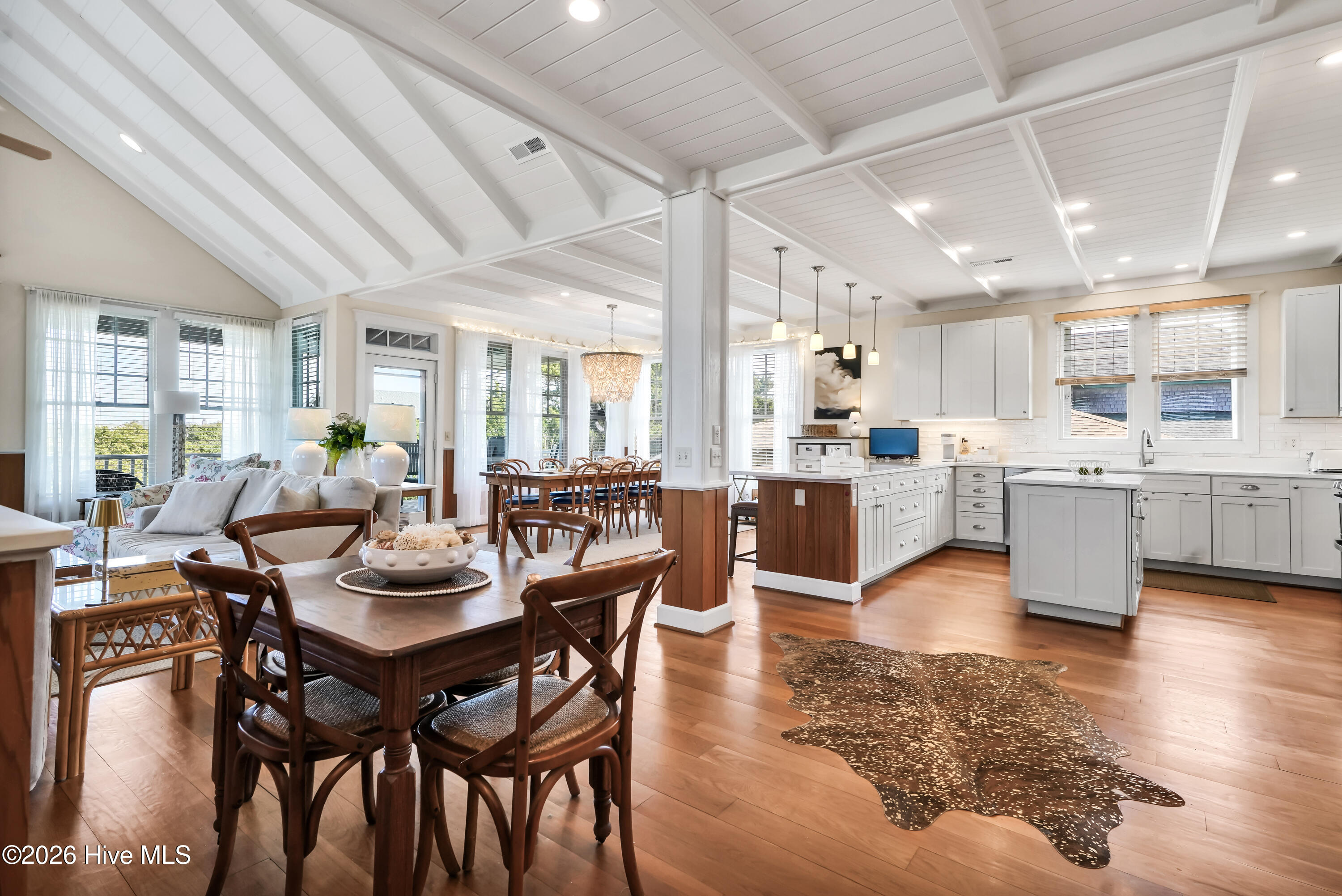 4 East Raleigh Street Wrightsville Beach, NC 28480 - Photo 5 of 72 4EastRaleighStreet-29