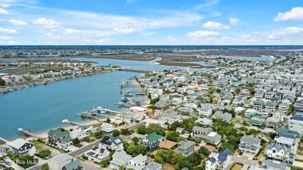$3,975,000 | 4 East Raleigh Street, Wrightsville Beach, NC 28480