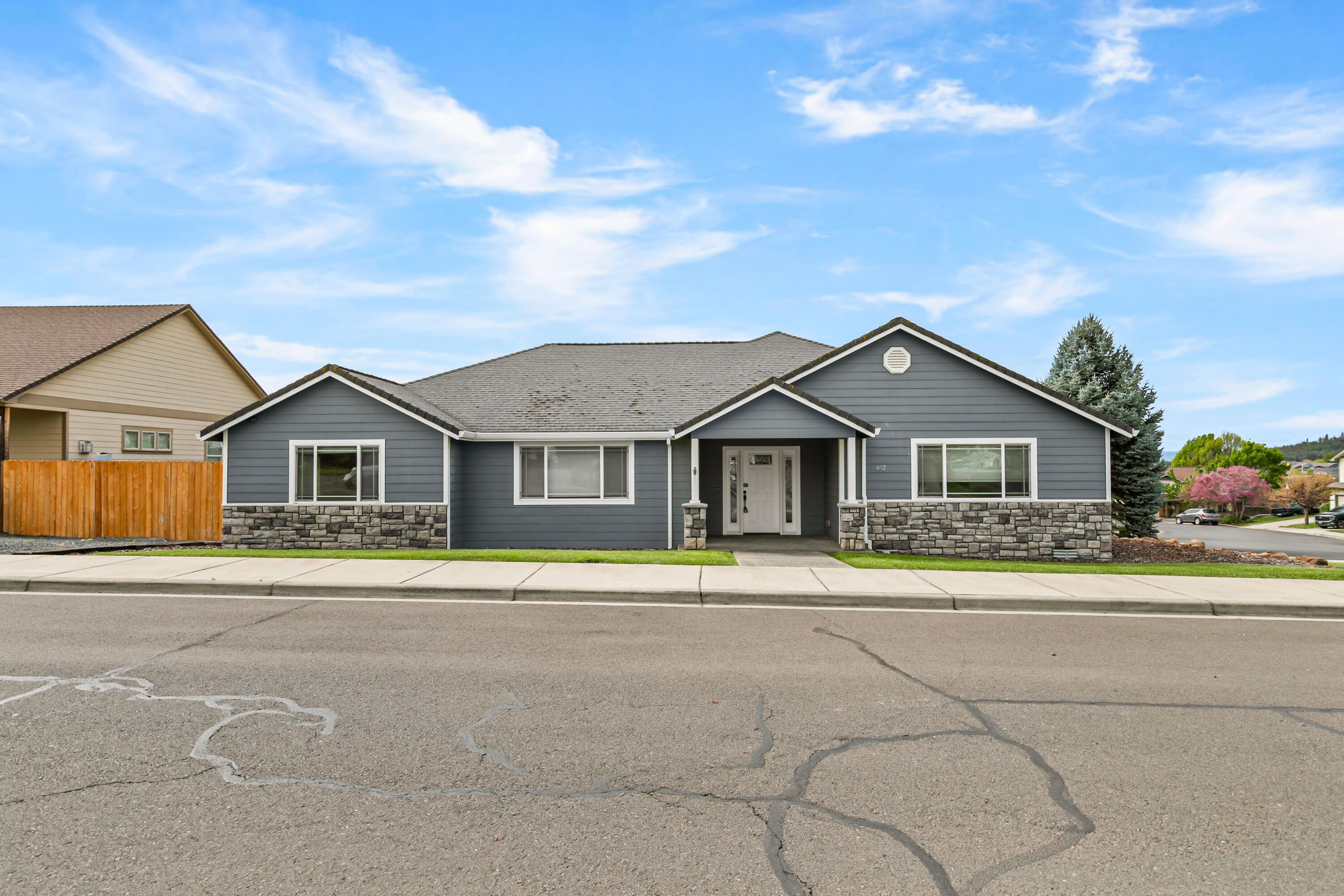 602 Barton Road Eagle Point, OR 97524 - Photo 31 of 31