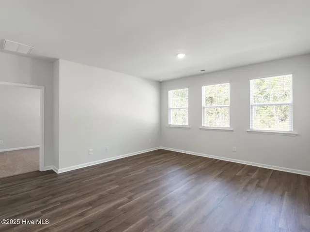 $354,990 | 306 Hammock Bay Way, Unit LOT 25, Hubert, NC 28539