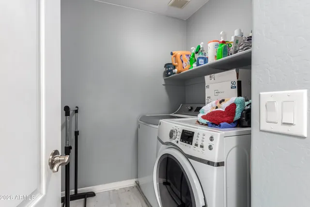 $495,000 | 907 South Henry Lane, Gilbert, AZ 85296