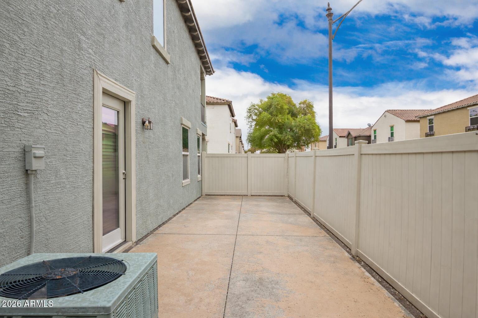 907 South Henry Lane Gilbert, AZ 85296 - Photo 25 of 25 a view of a backyard of the house
