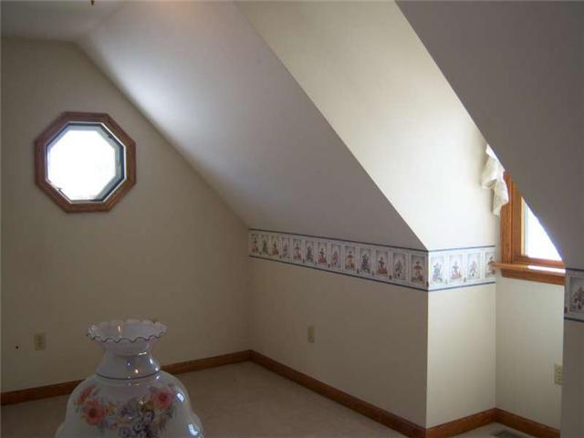 5034 Burchey Road Northwest Baltimore, OH 43105 - Photo 11 of 18