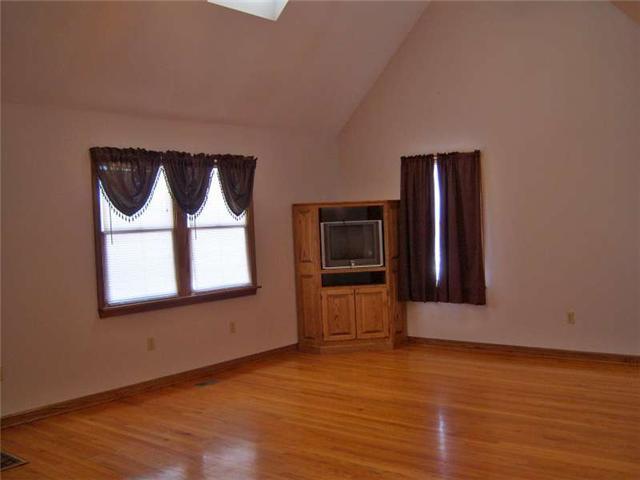 5034 Burchey Road Northwest Baltimore, OH 43105 - Photo 2 of 18